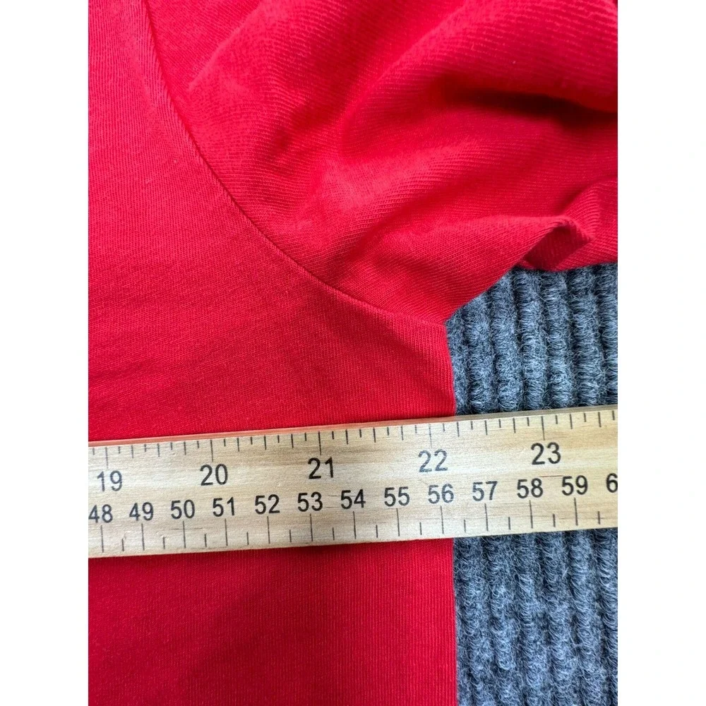 Nike‎ Shirt Mens XL Red Knit Logo Short Sleeve Basketball Athletic Cut Workout